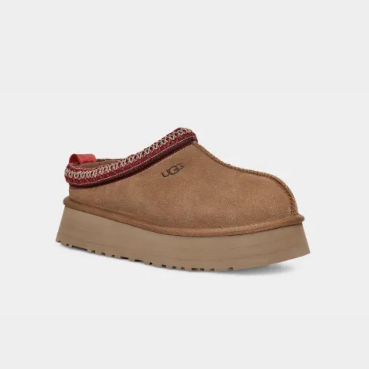 UGG Tasman Slipper Platform in Chesnut #ugg #tasman... - Depop