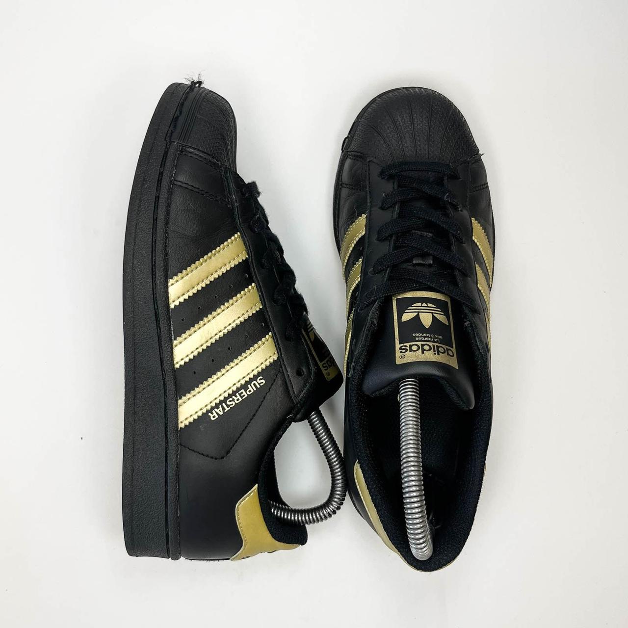 item listed by solematesonline