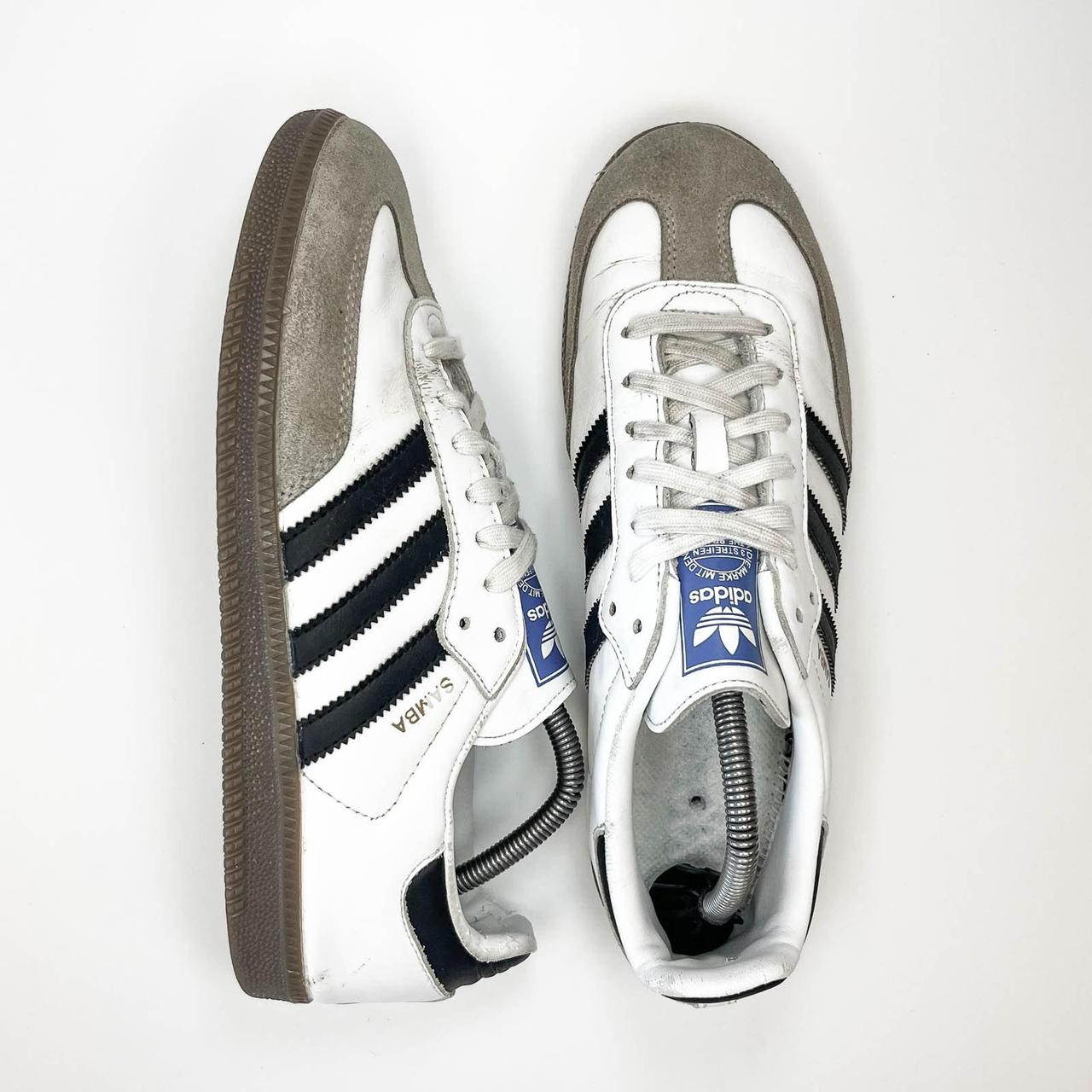 item listed by solematesonline
