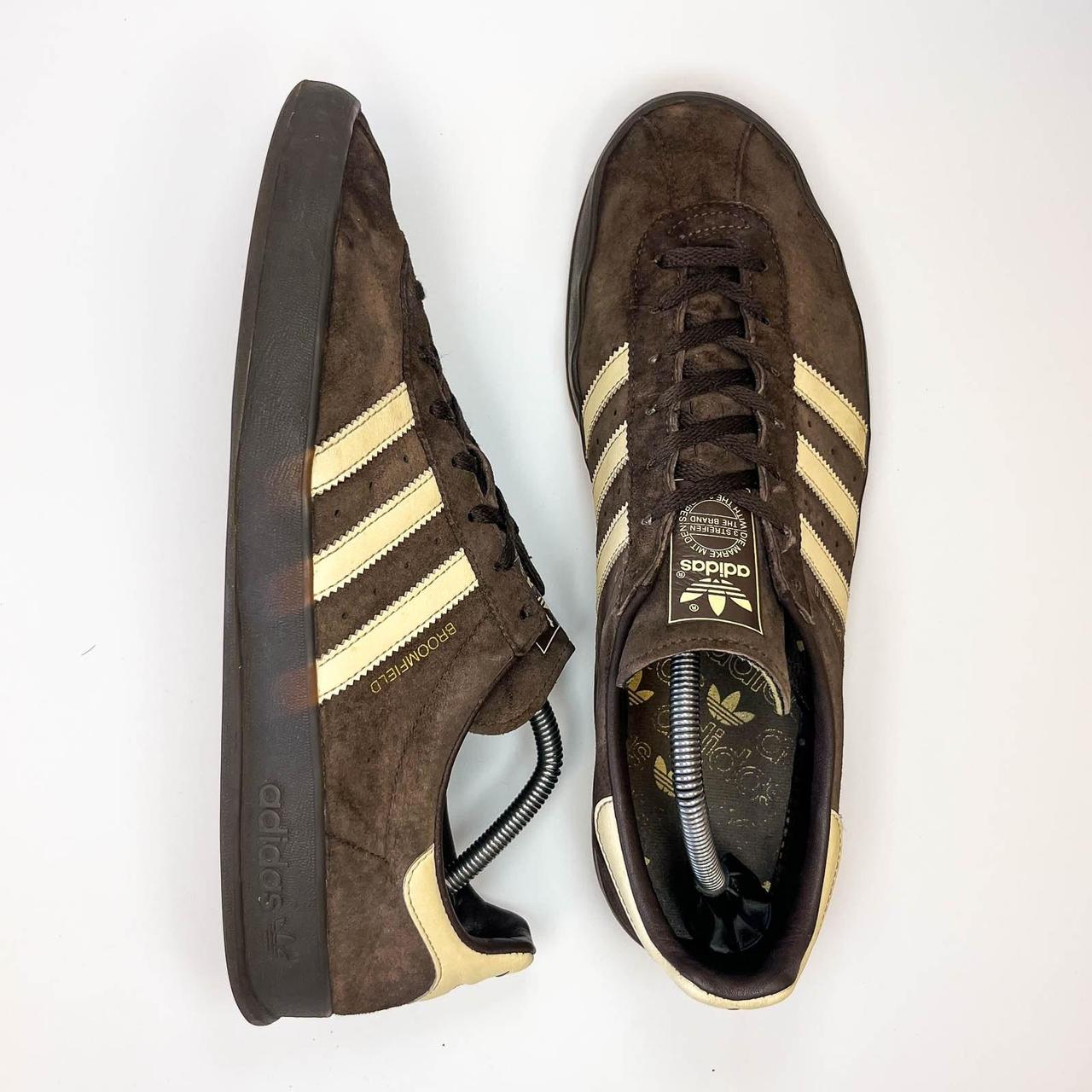 item listed by solematesonline