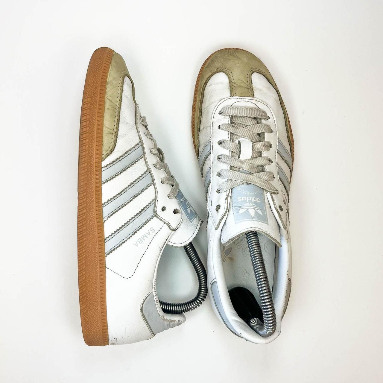 item listed by solematesonline