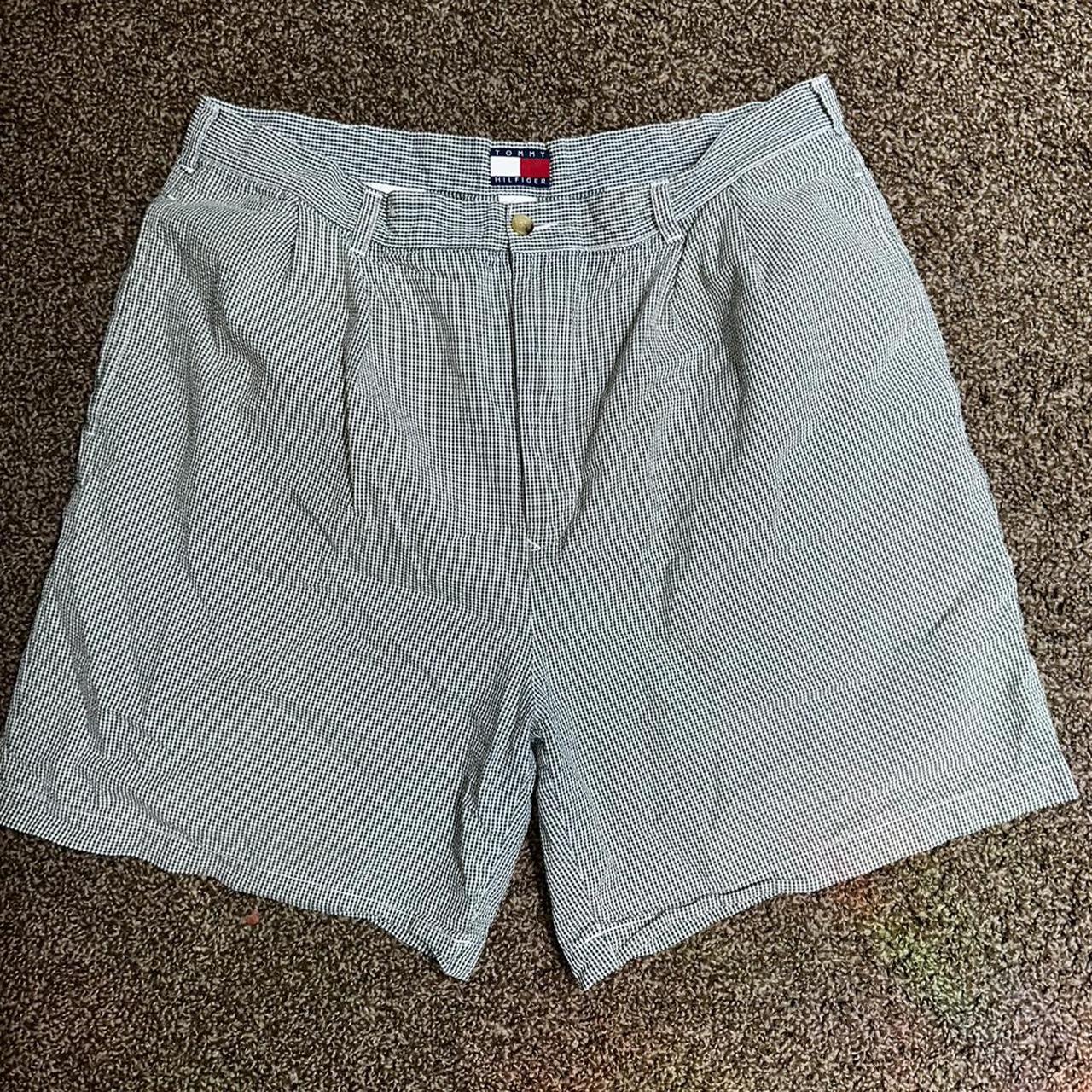item listed by sist3rs_thrift