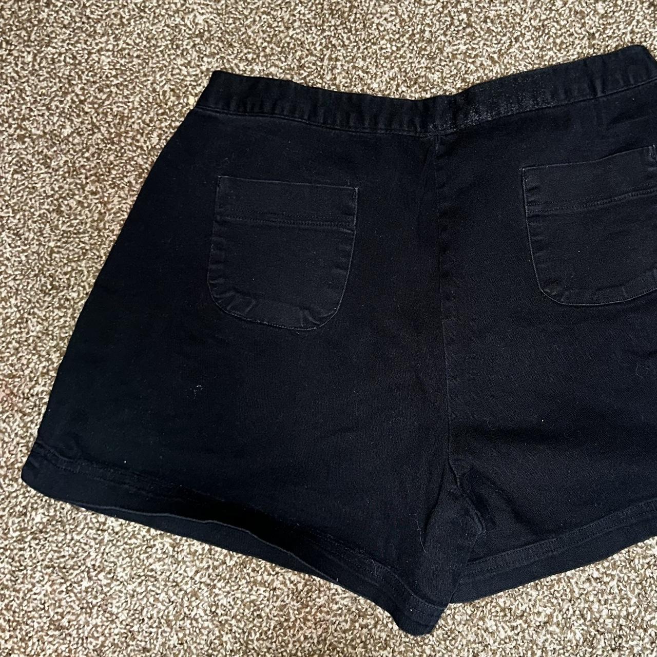 item listed by sist3rs_thrift