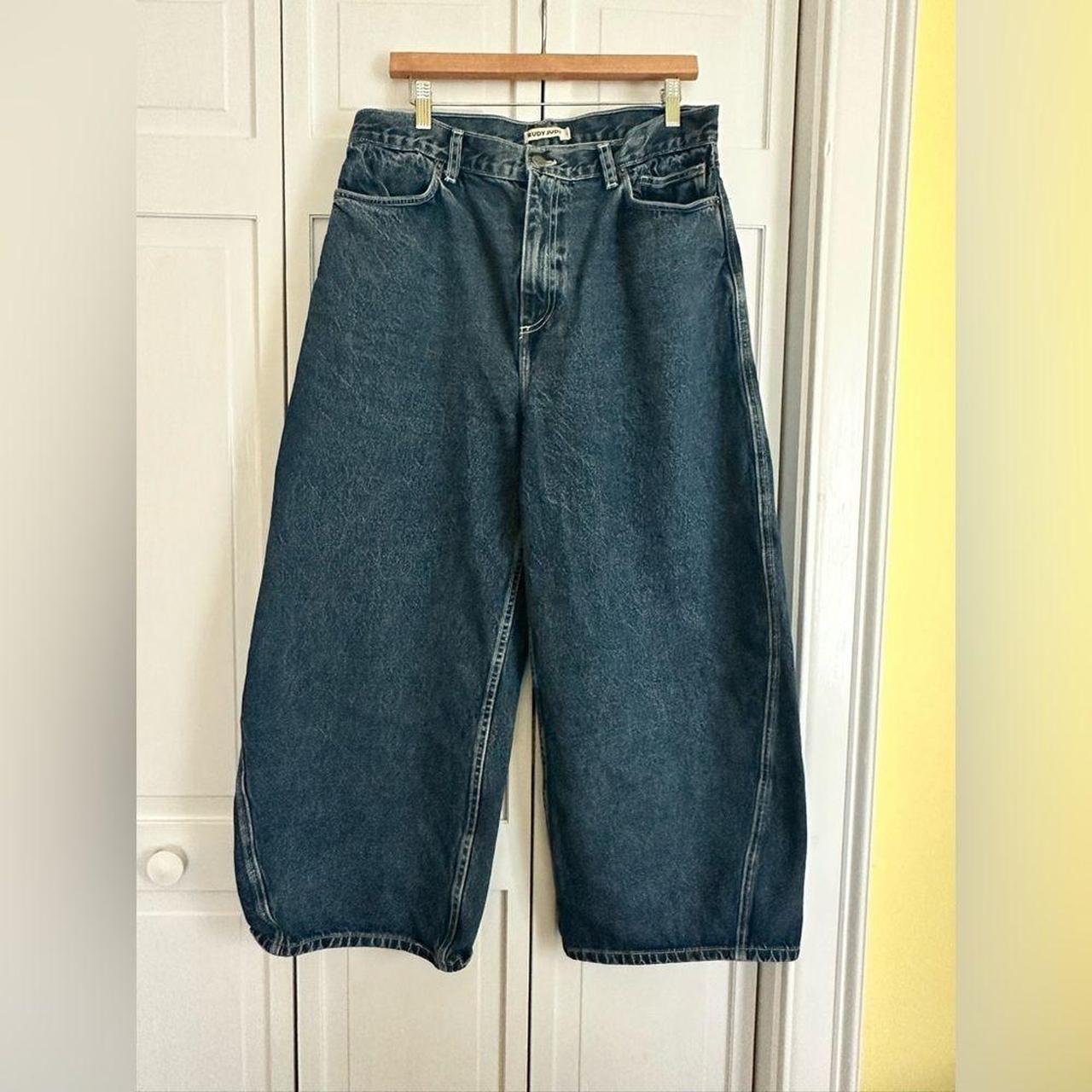 item listed by zvpcosmo