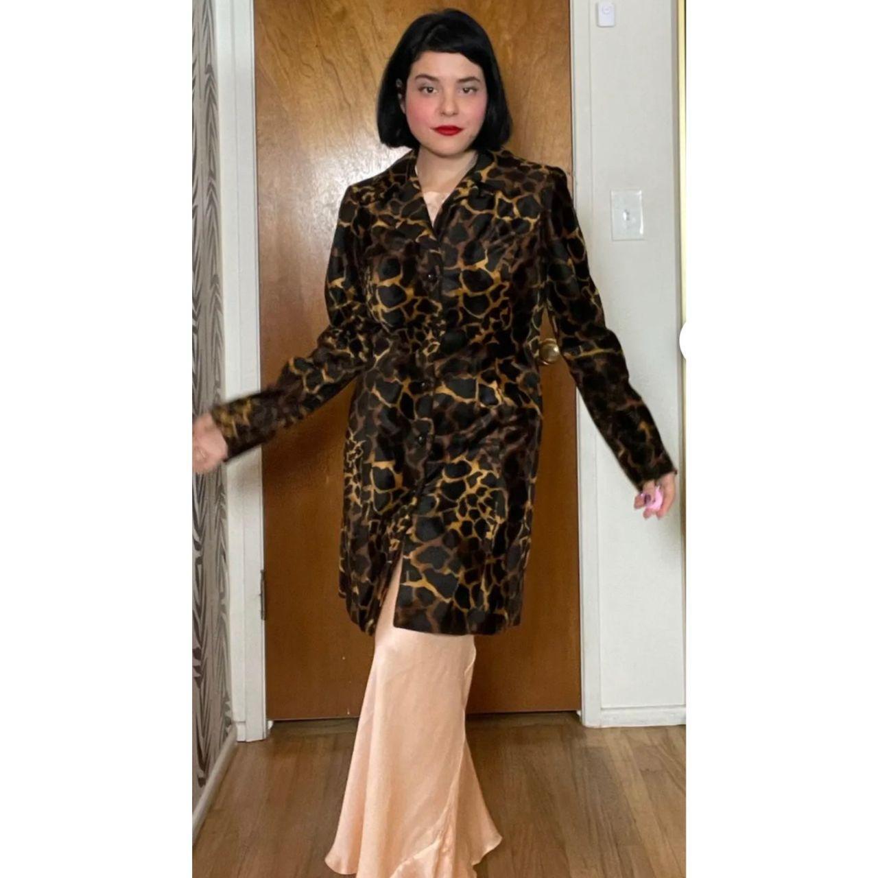 item listed by her_thriftyness