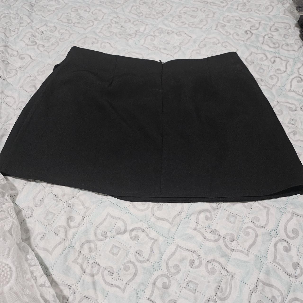 item listed by tiathetwin
