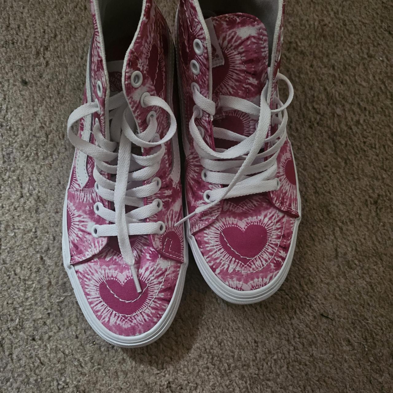 item listed by tiathetwin