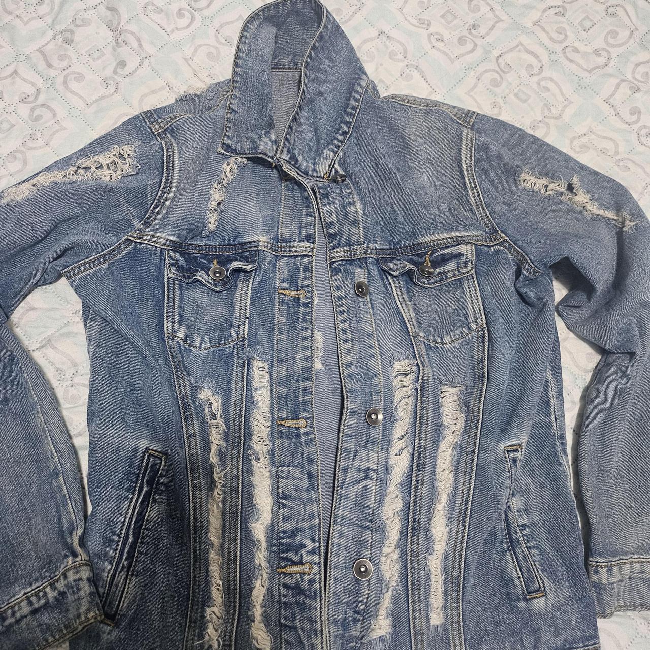 item listed by tiathetwin