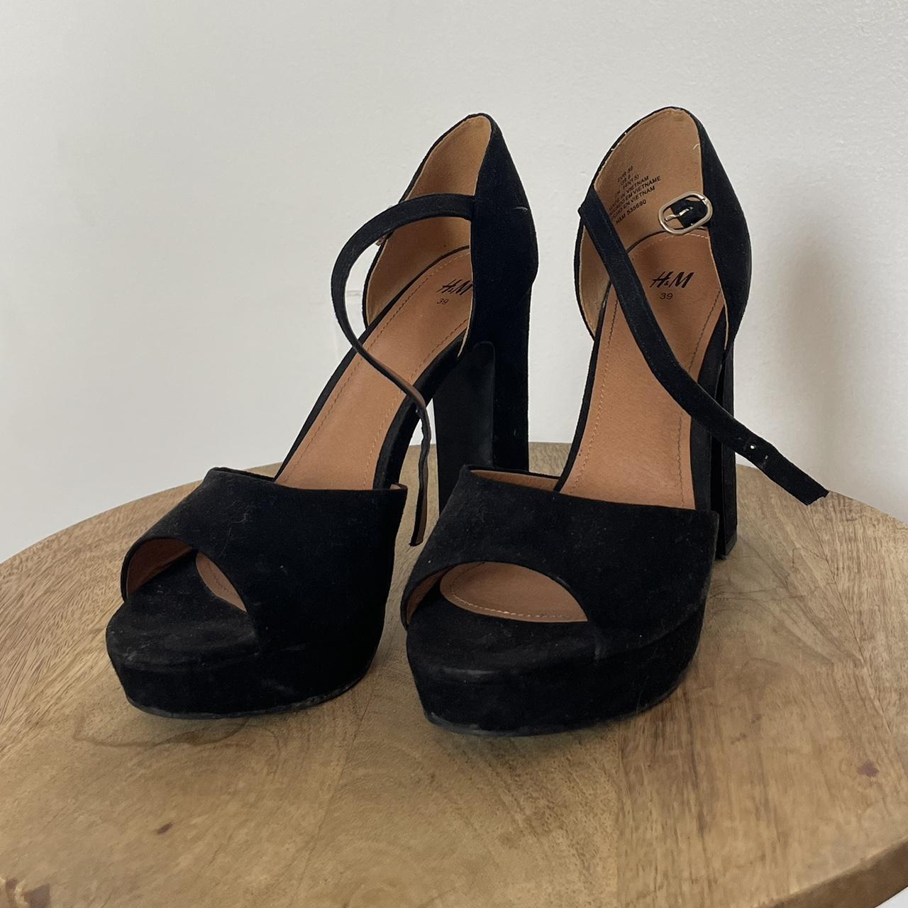 Black velvet pump heels Depop