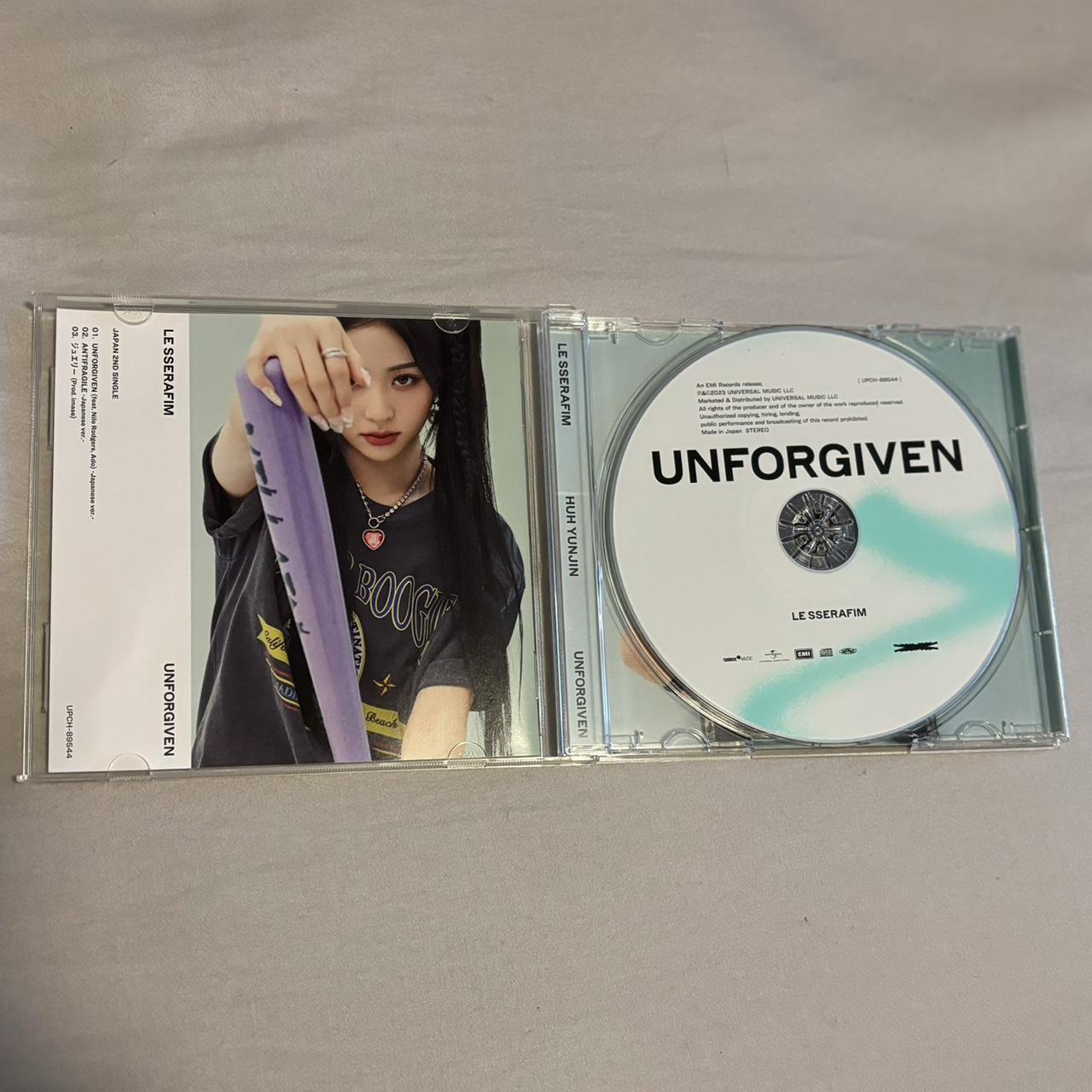 Amazon.co.jp: LE SSERAFIM ユンジン UNFORGIVEN コンパクト盤