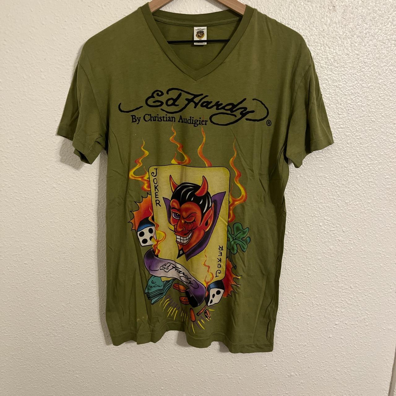 ed hardy v neck t shirts