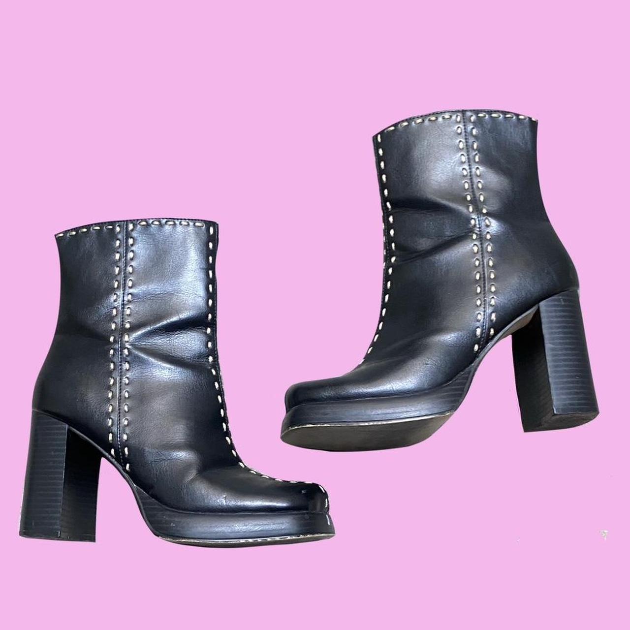 No Boundaries Women's Black and White Boots Depop