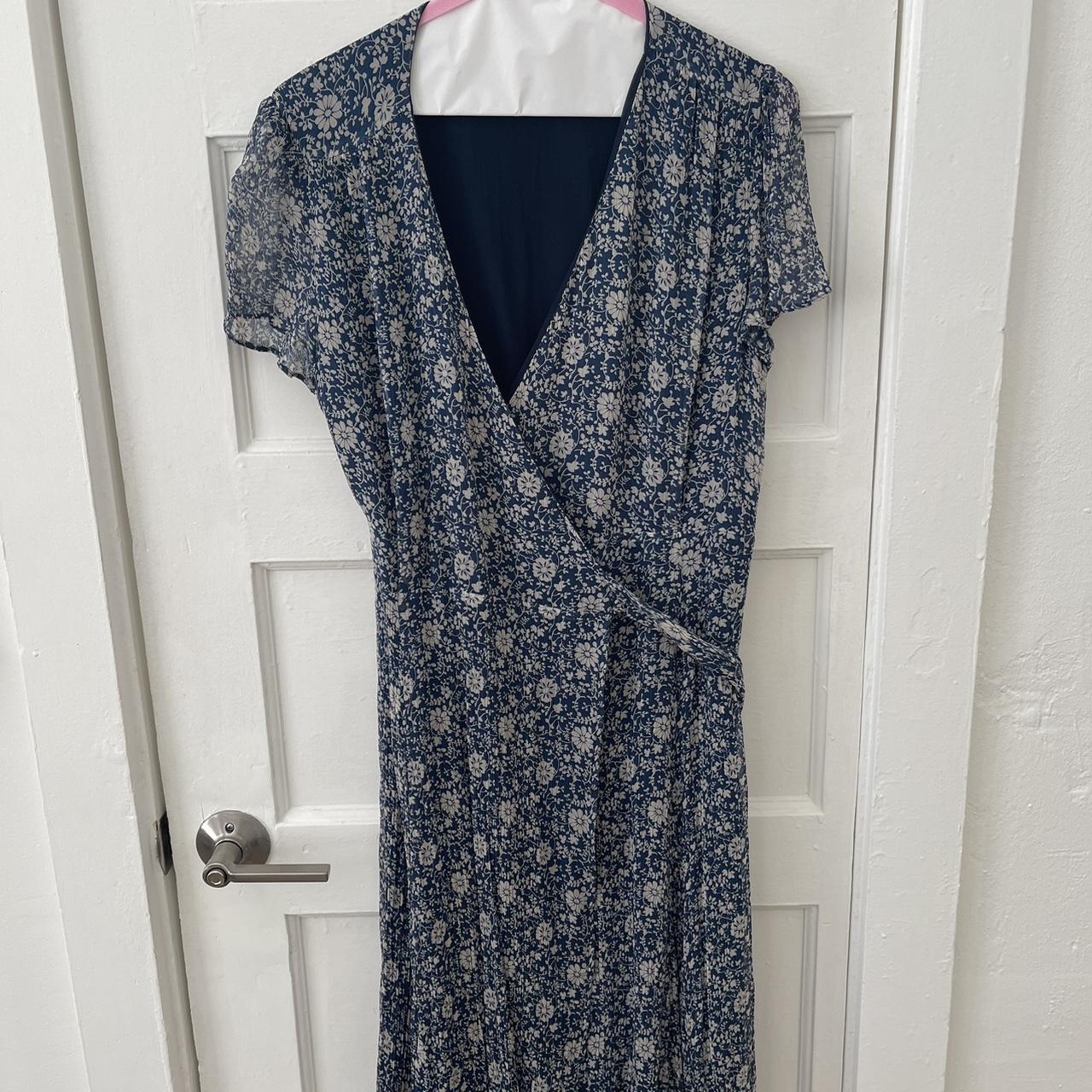 Sézane Women's Dress | Depop