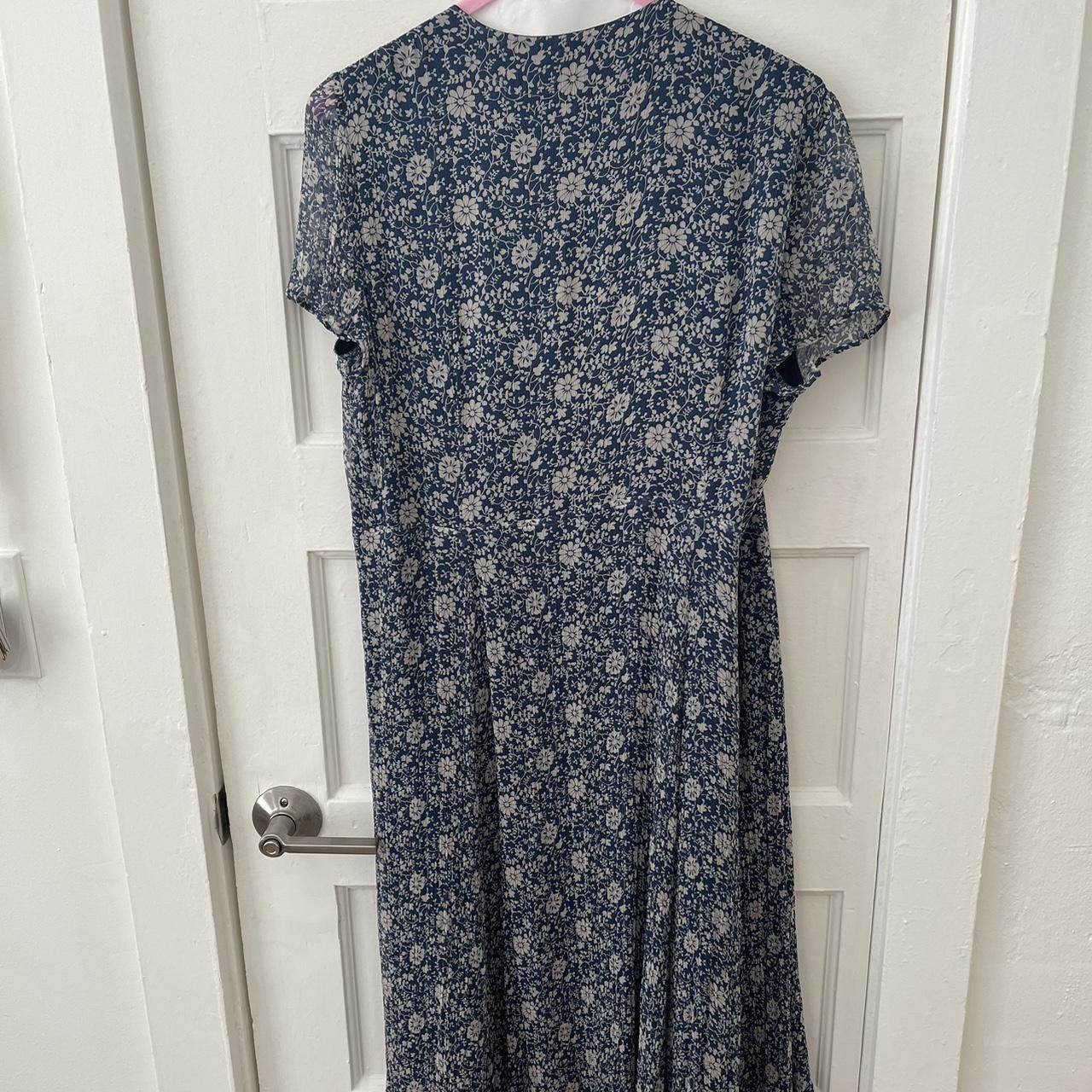 Sézane Women's Dress | Depop