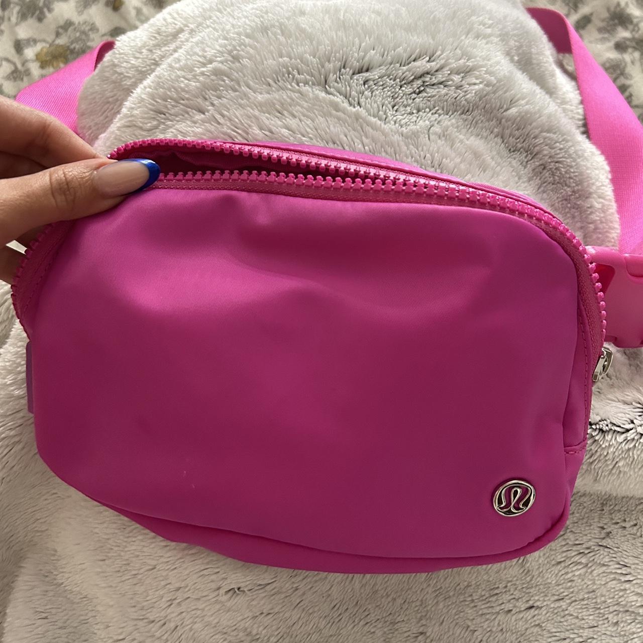 Lululemon Women's Bag Depop