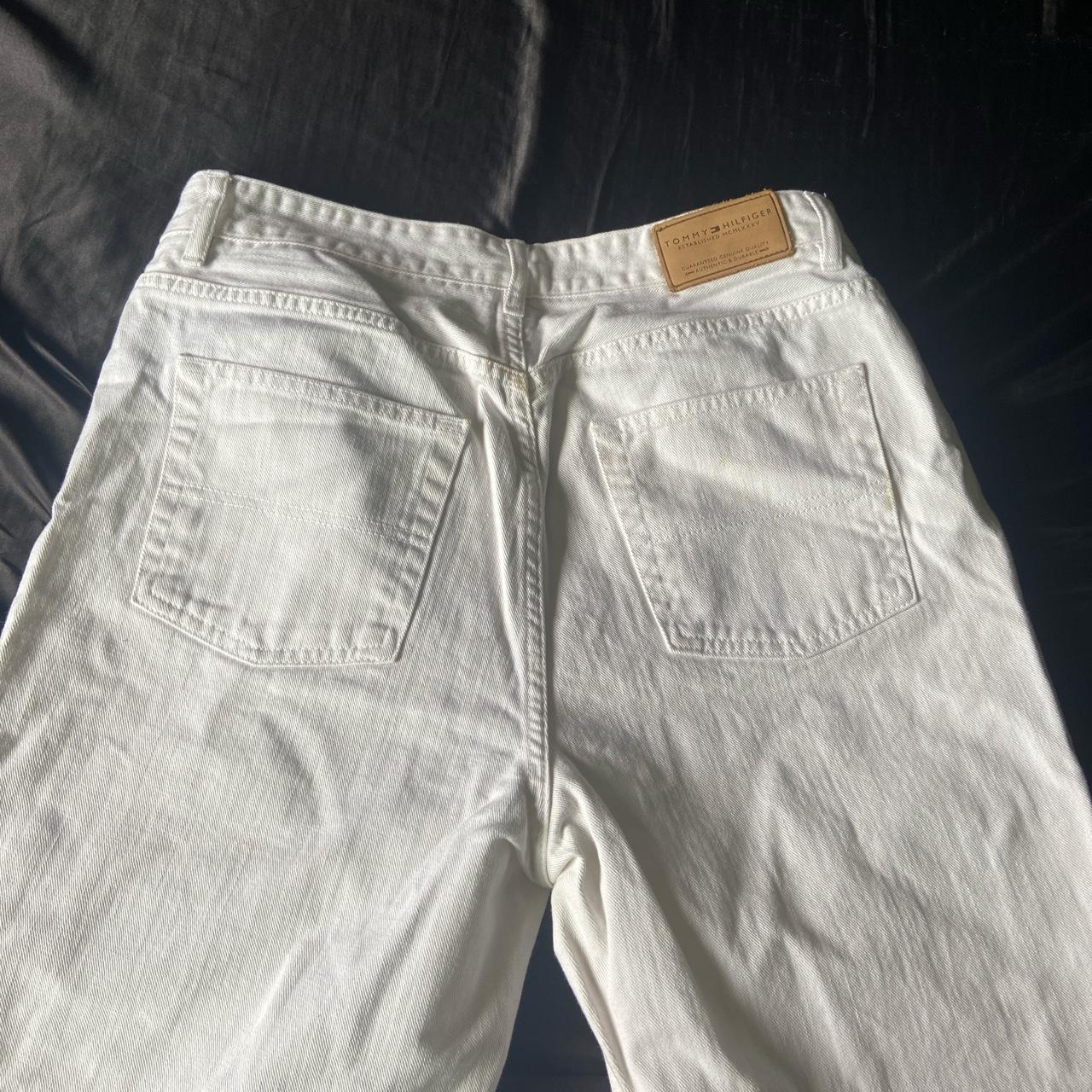 Tommy Hilfiger white jeans Size 36/32 - Depop