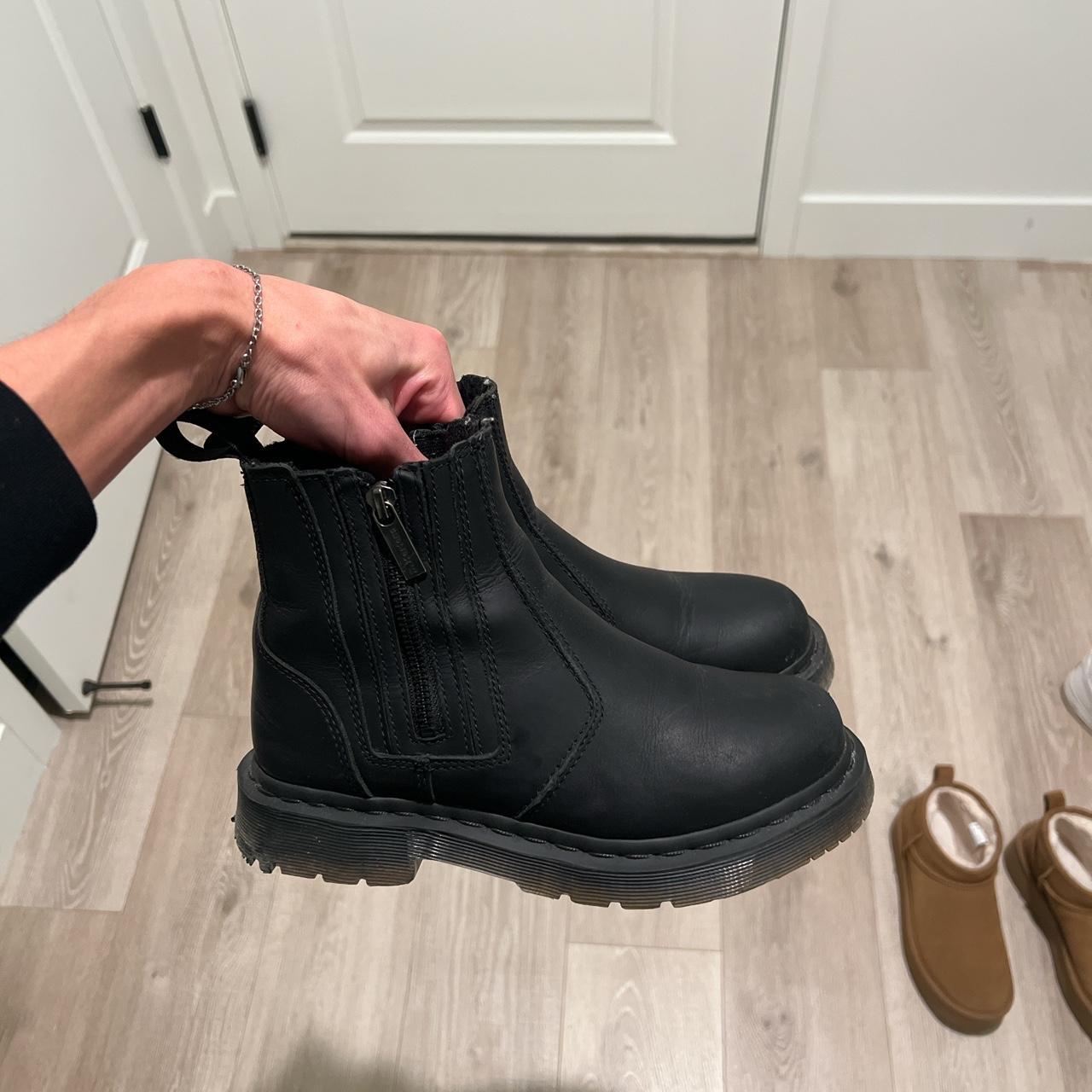 2976 alyson dr martens