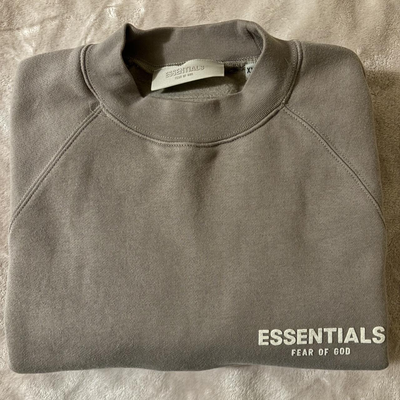 Fear of god outlet essentials crewneck desert taupe