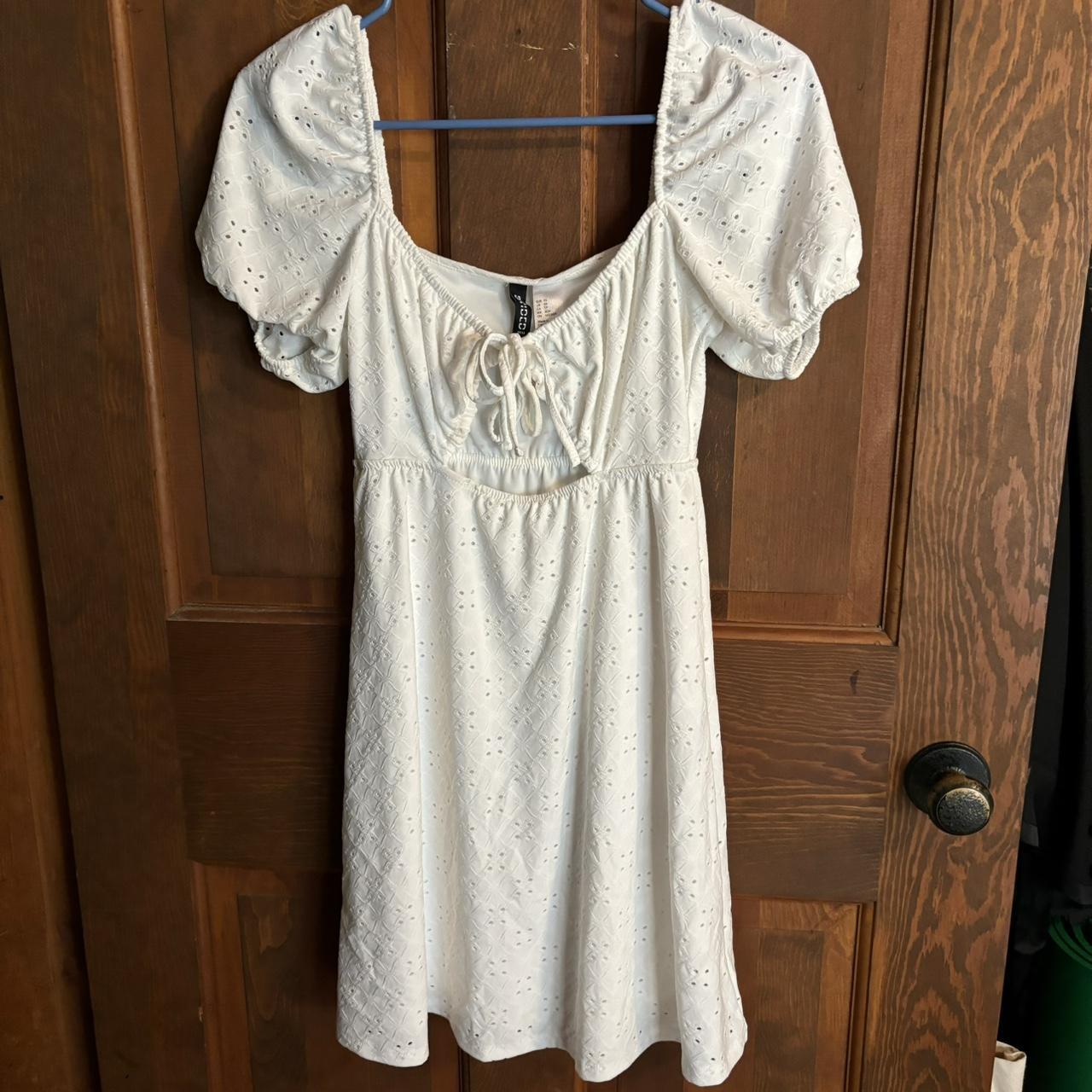 xs h and m never worn graduation dress