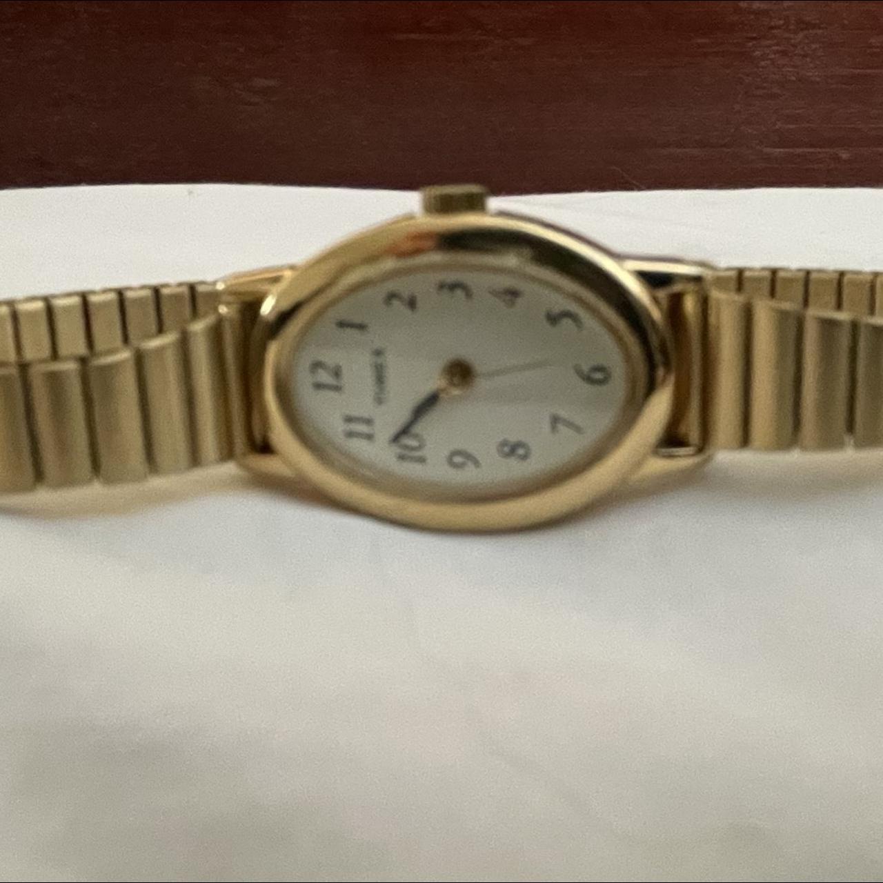 small gold timex watch. Functioning and adjustable. - Depop