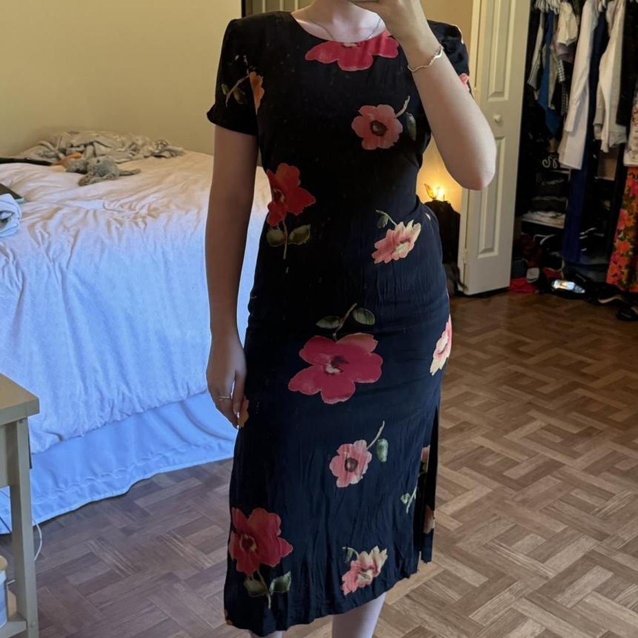 Maggot London petite, size 4, black with red Depop