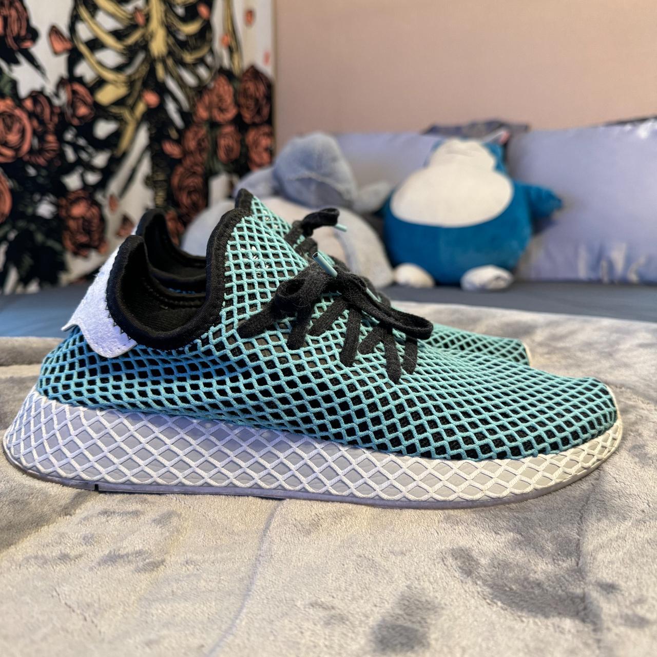 This is a pair of the Adidas Parlay x Deerupts. This