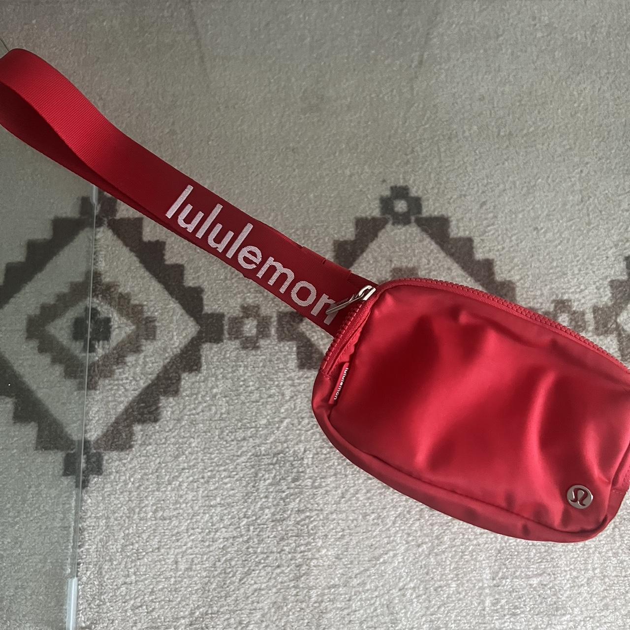 Lulu lemon belt bag red hotsell