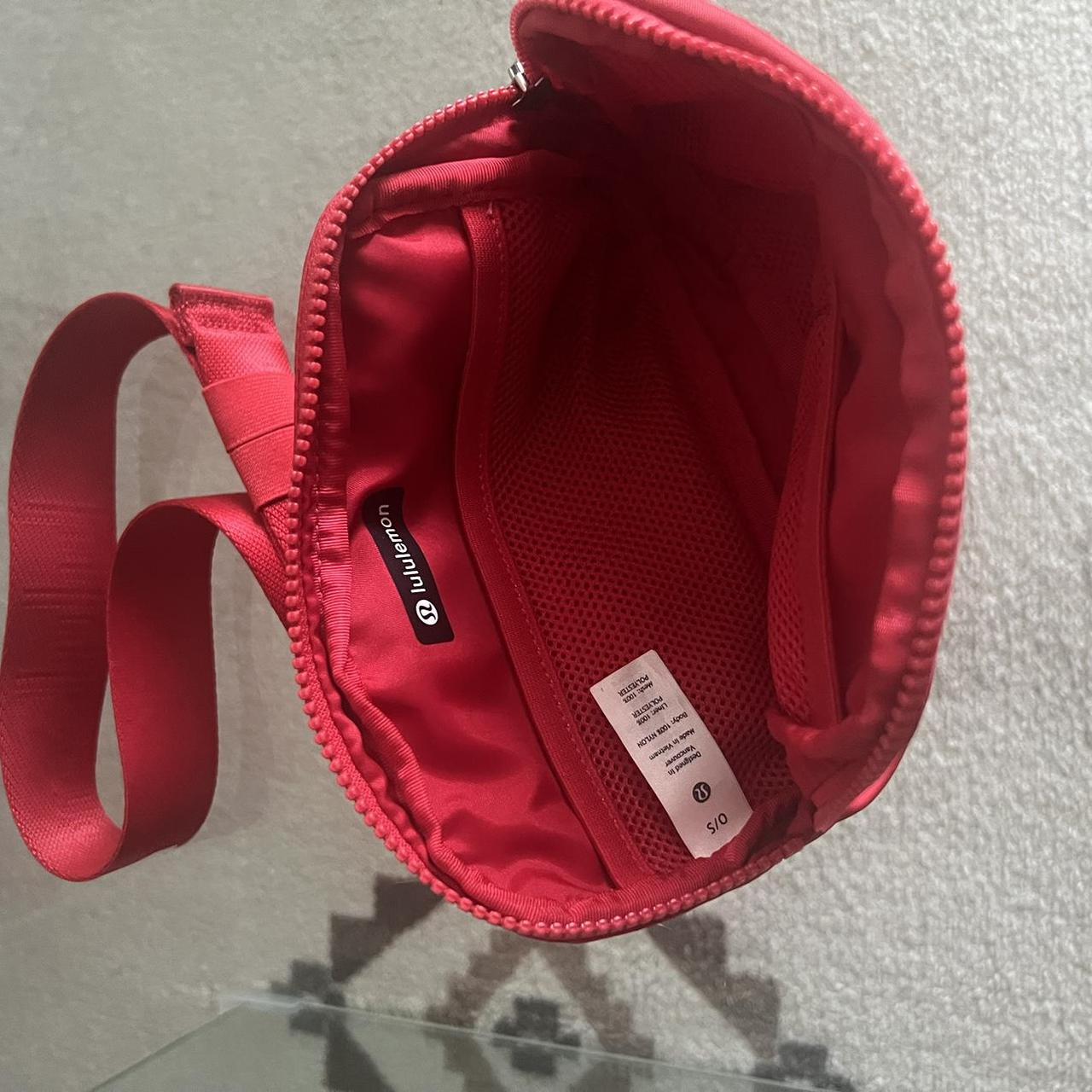 Lululemon Everywhere hotsell Beltbag in Red Wordmark GUC