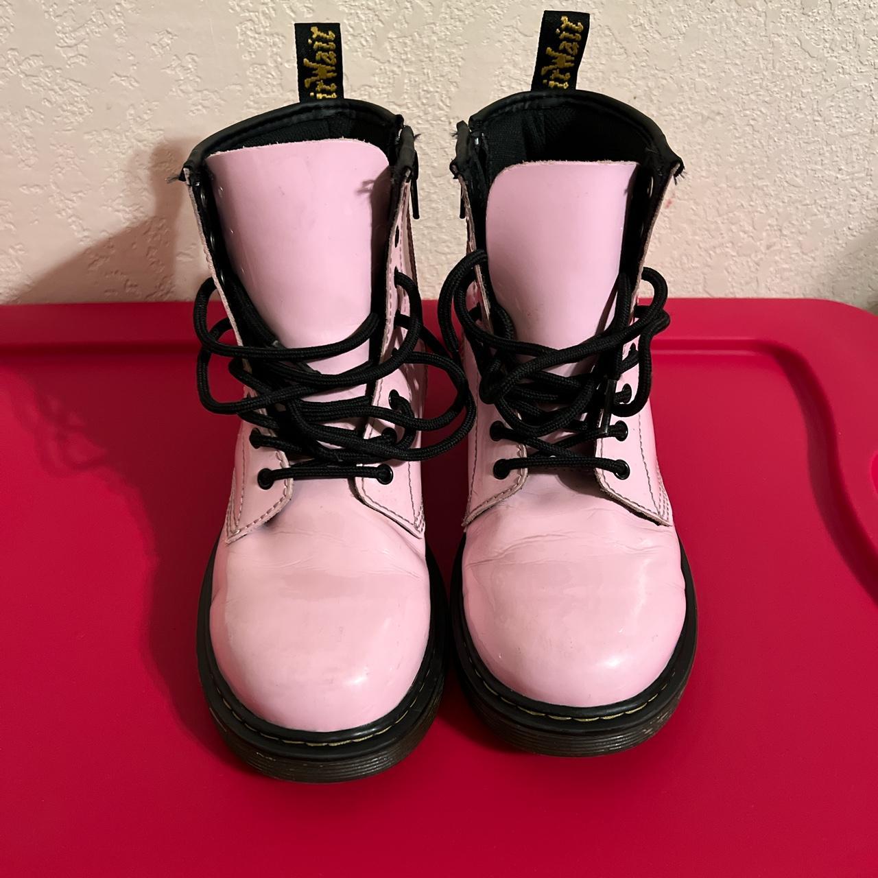 Pastel pink hot sale doc martens