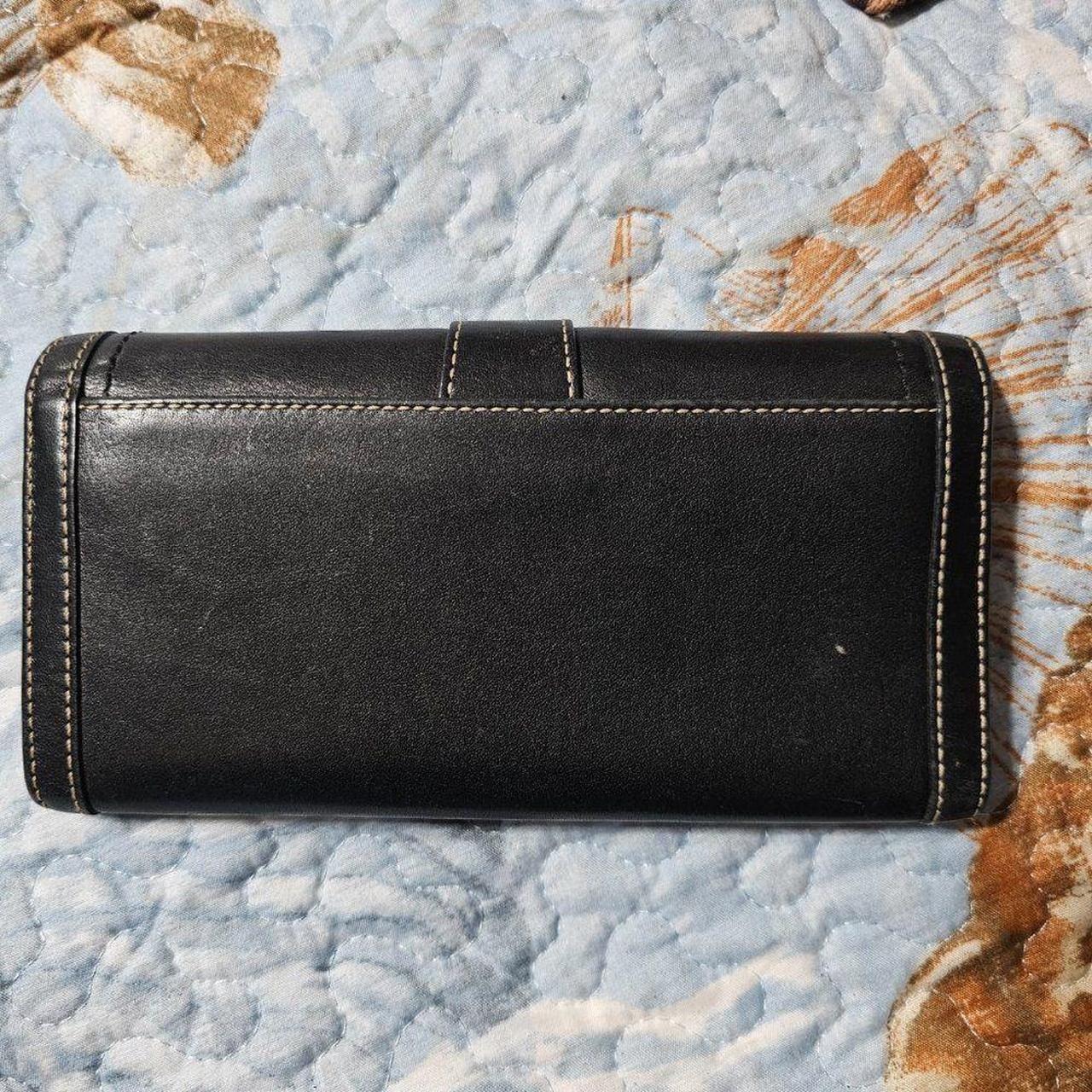 Coach Small Trifold Wallet In Signature - Depop