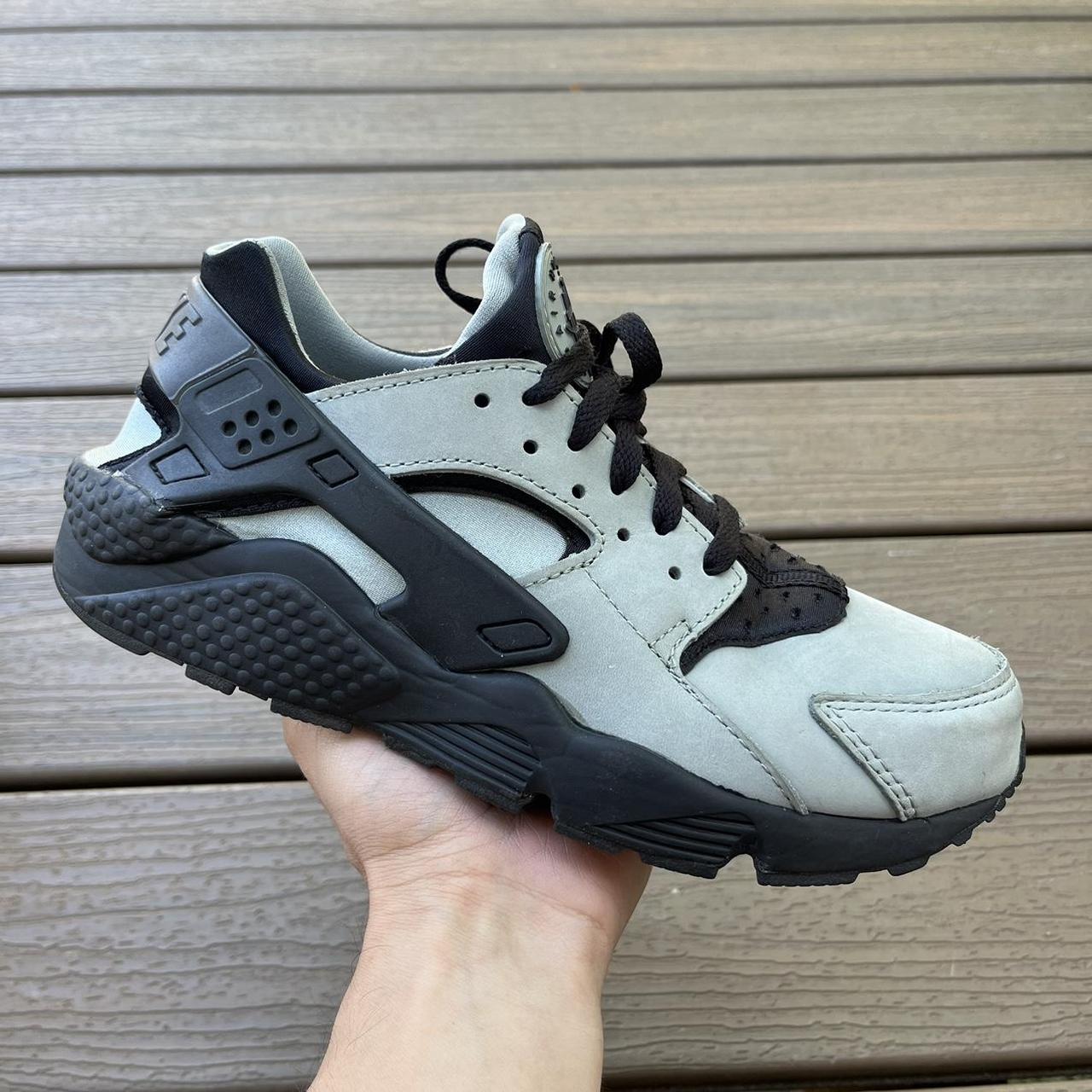 Women s 8.5 Men s Size 7 Nike Air Huarache