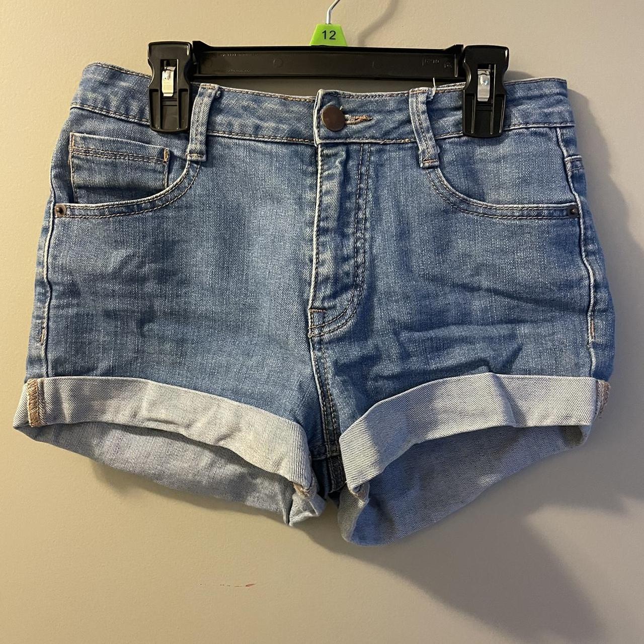 Forever 21 Women’s Jean Shorts 💌ABOUT THE... - Depop