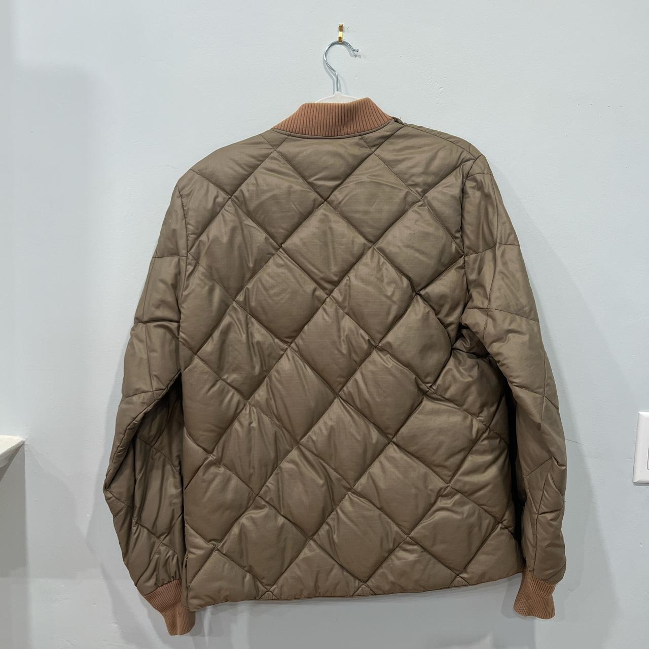 Vintage 1980s Eddie Bauer quilted puffer jacket... - Depop