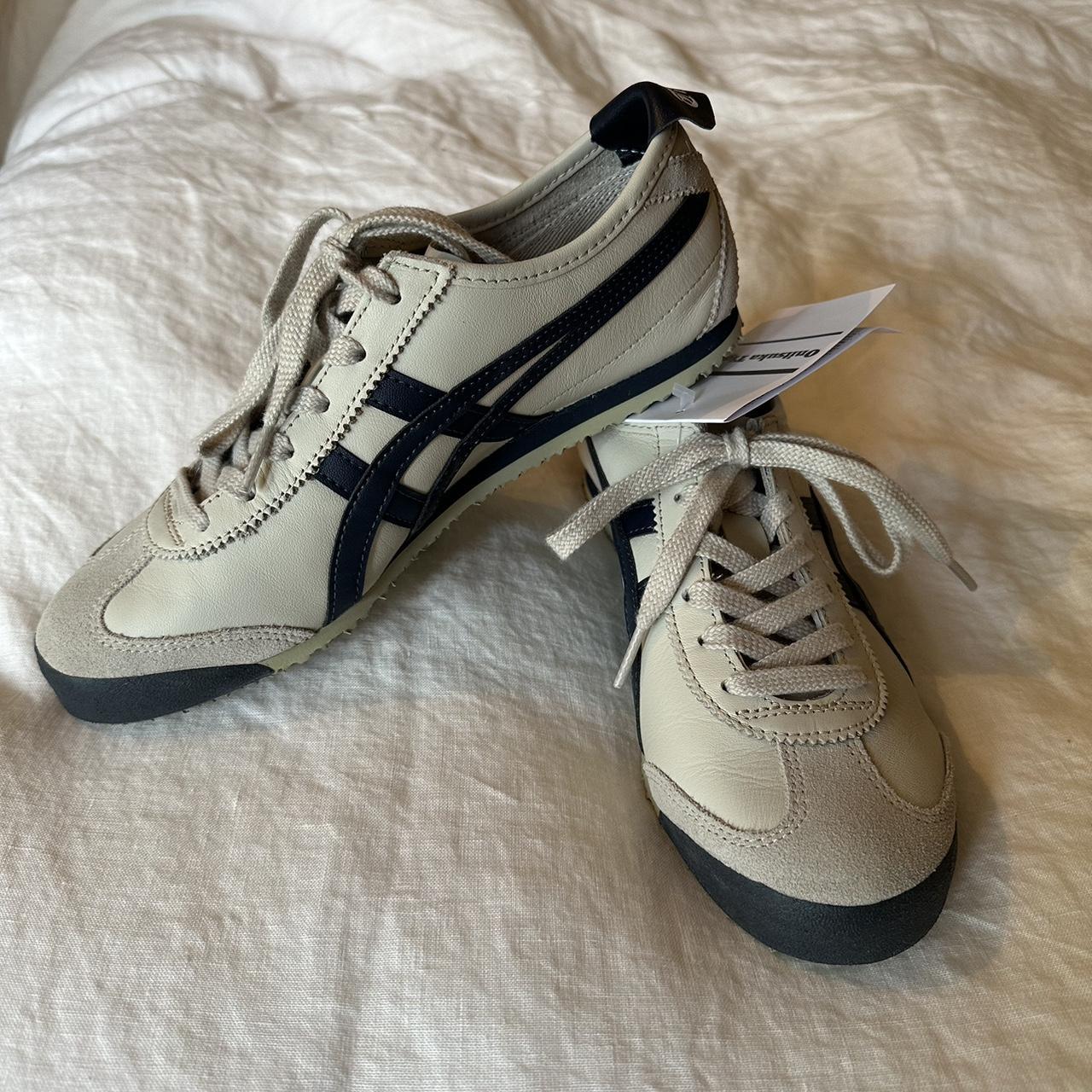 Onitsuka Tiger Women's Navy and Grey Trainers | Depop