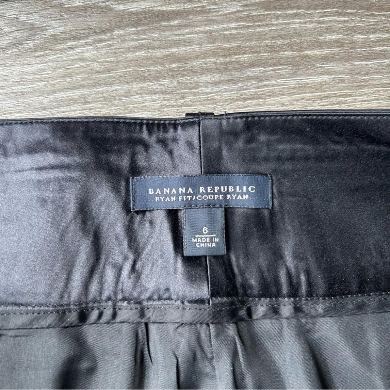 Banana Republic Men's Black Trousers | Depop