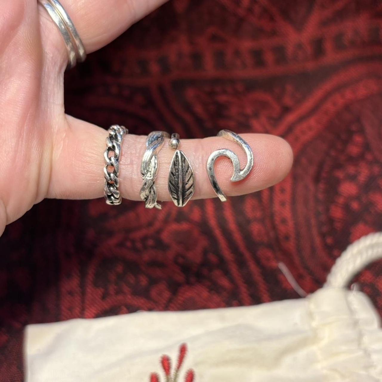 Women's Ring - Silver/Multi – Silver toe ring set… - image 3