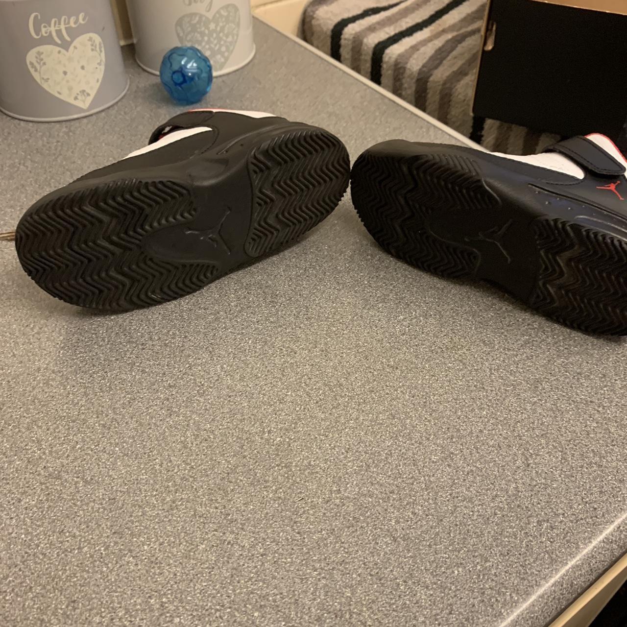 childrens jordan trainers