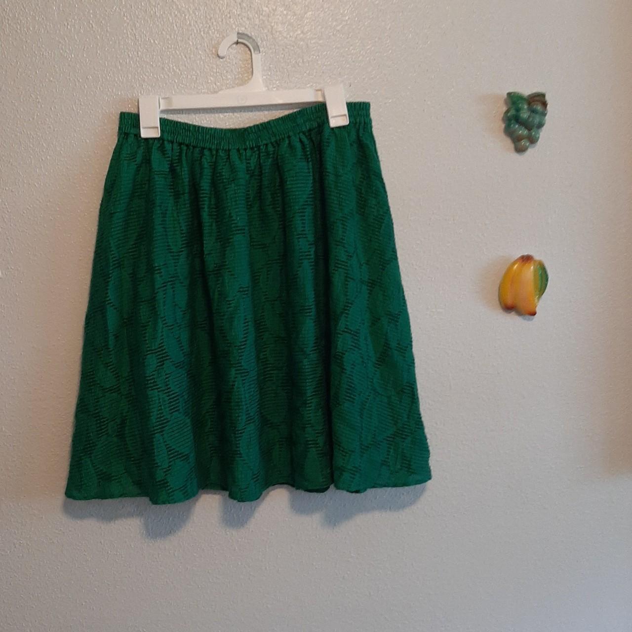 🌱🌿⚘RETRO FUNK KNEE SKIRT⚘🌿🌱 Super rad, double... - Depop