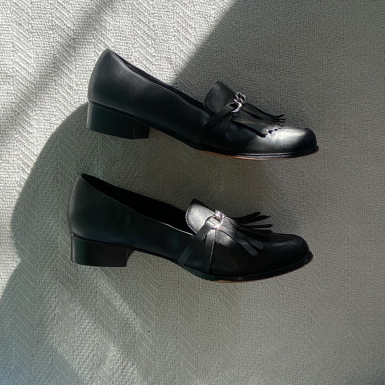 tahari loafers