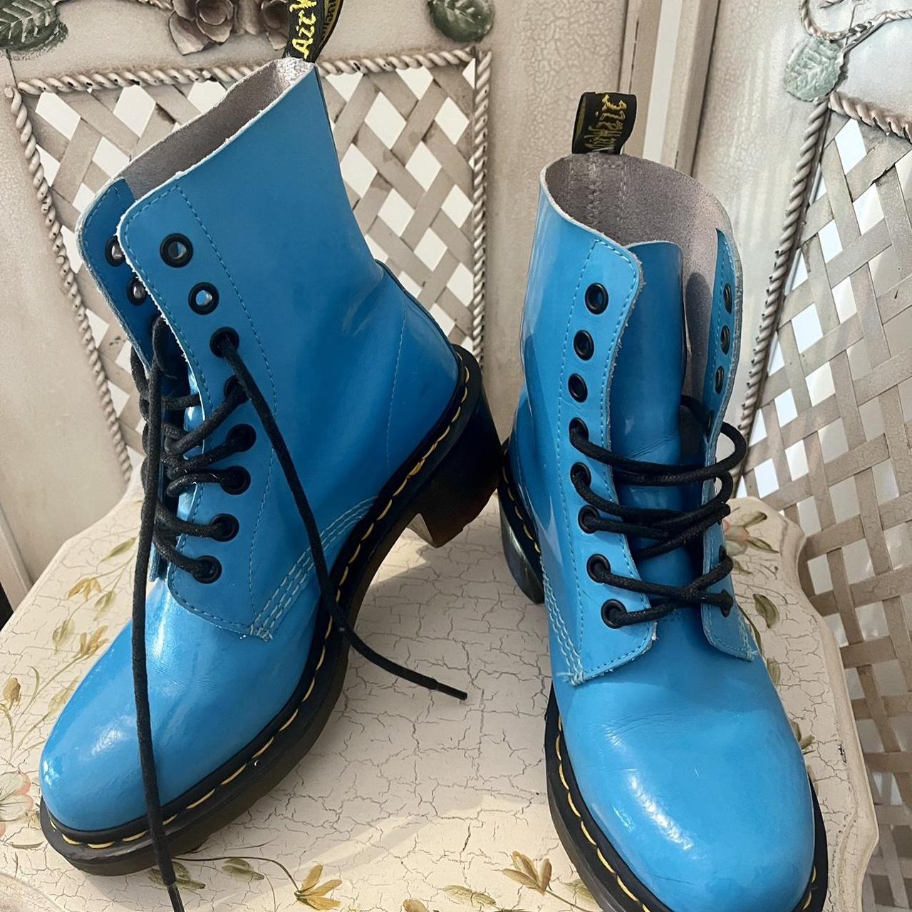 Dr martens clemency online