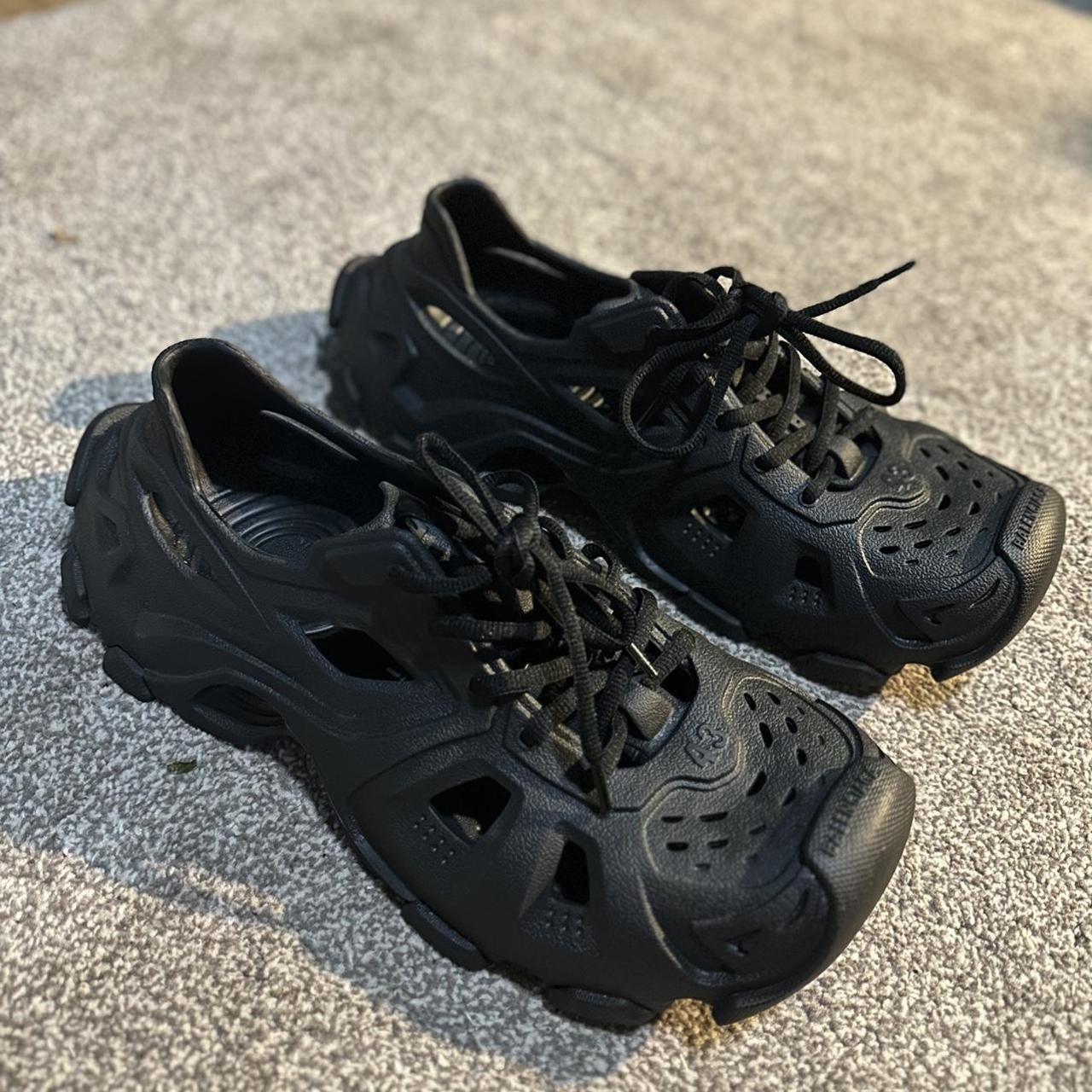 【美品】BALENCIAGA HD LACE UP BLK 40 Balenciaga HD Lace-Up Sneakers | Saks Fifth Avenue