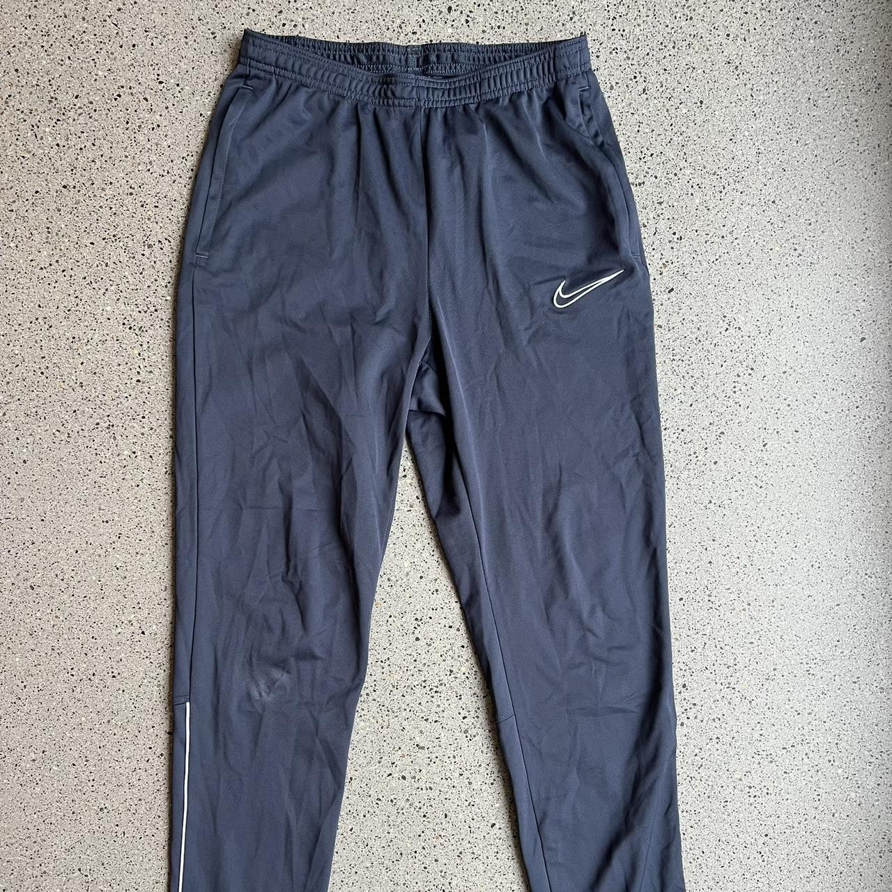 nike dri fit bottoms, fitted size small, navy