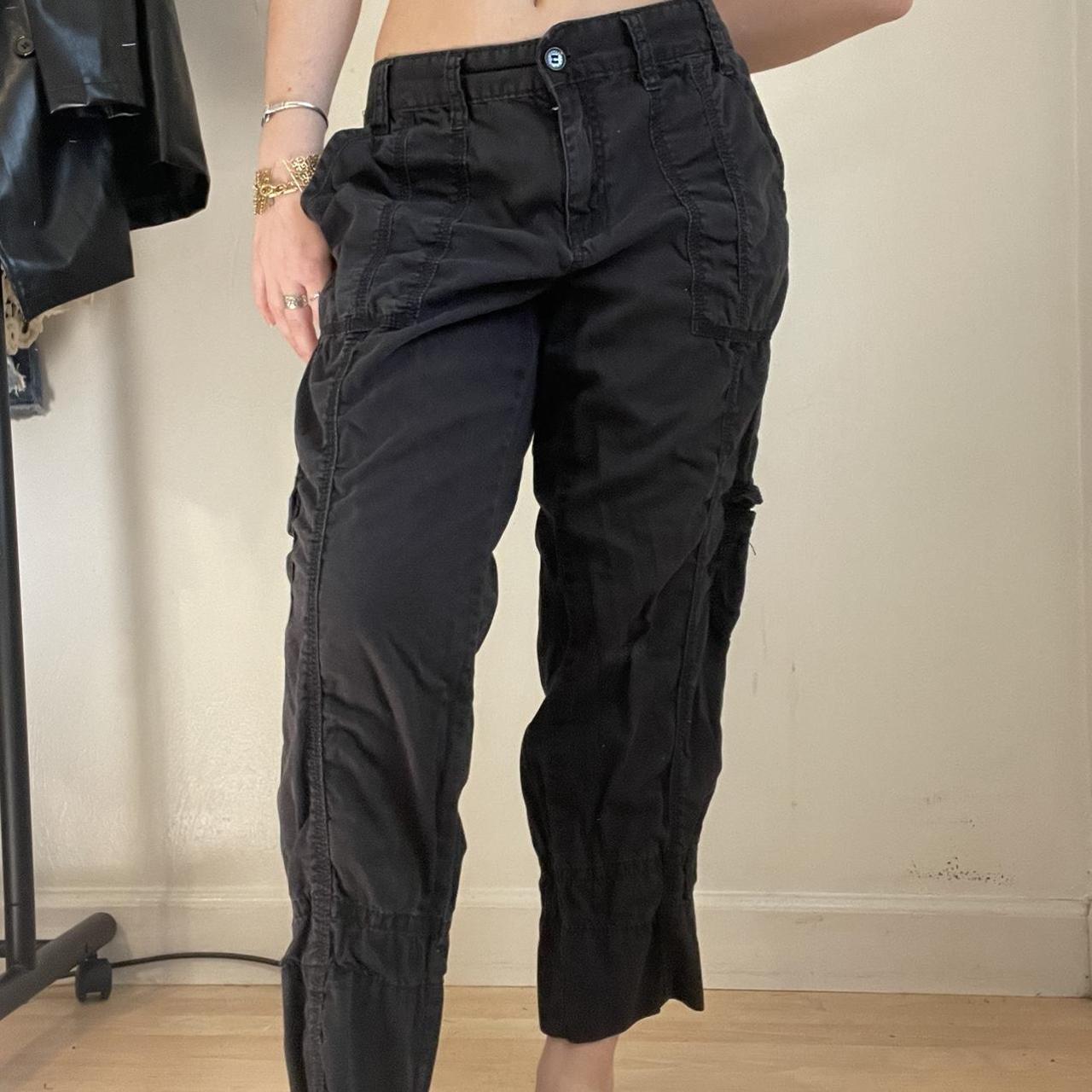 Y2k Calvin Klein navy blue cargo capris. Super cute... - Depop