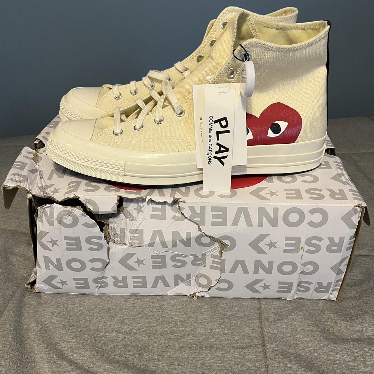 Comme des Garçons Play Men's Cream and Red Trainers | Depop