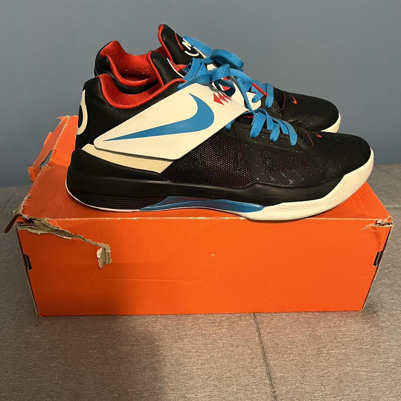 Nike Zoom KD 4 IV black N7 519567 046. A pair of...