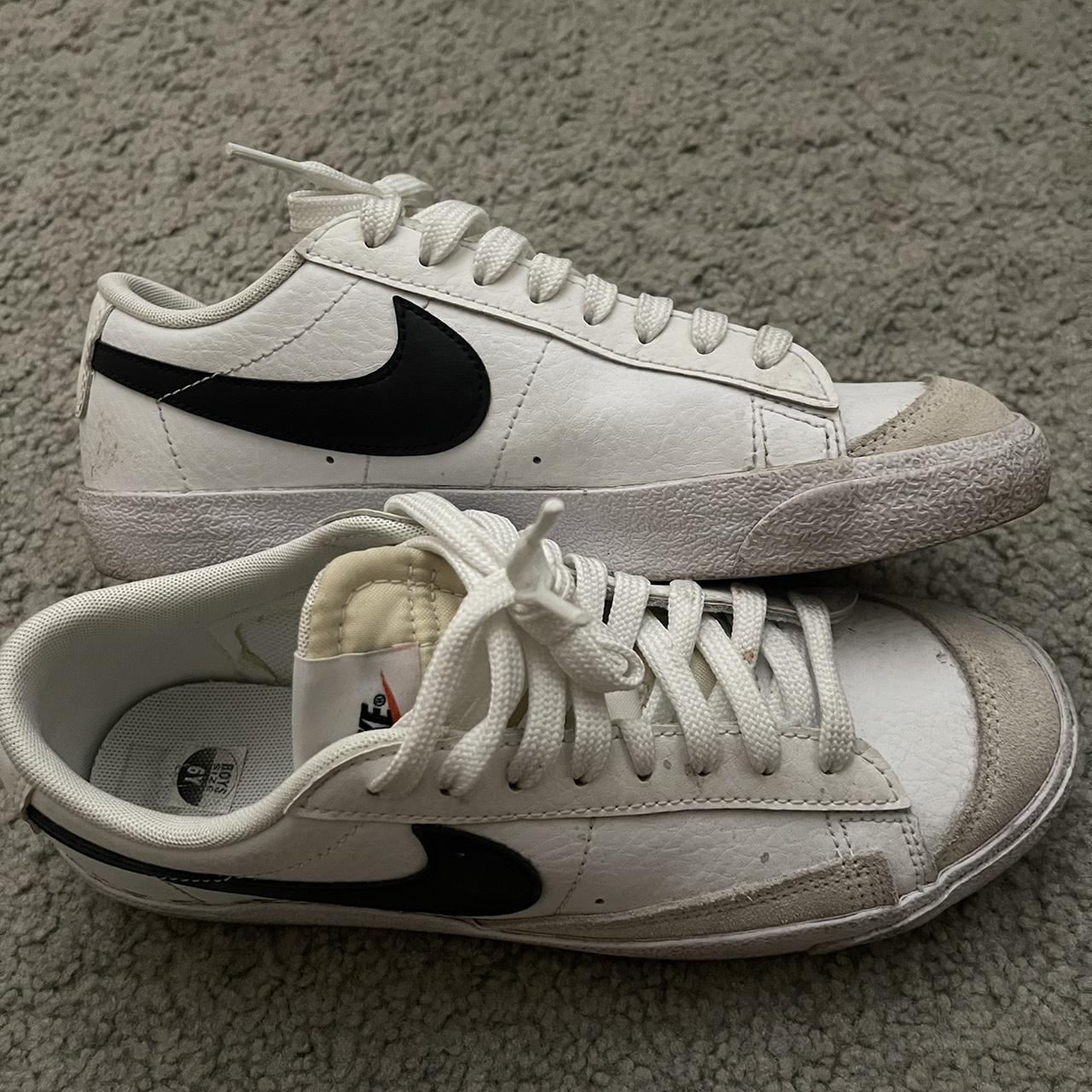 nike blazer low size 6