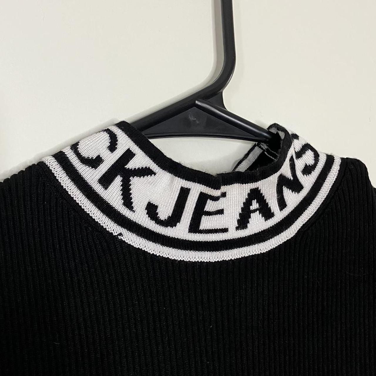 Calvin Klein Women's Black and White Vest Depop