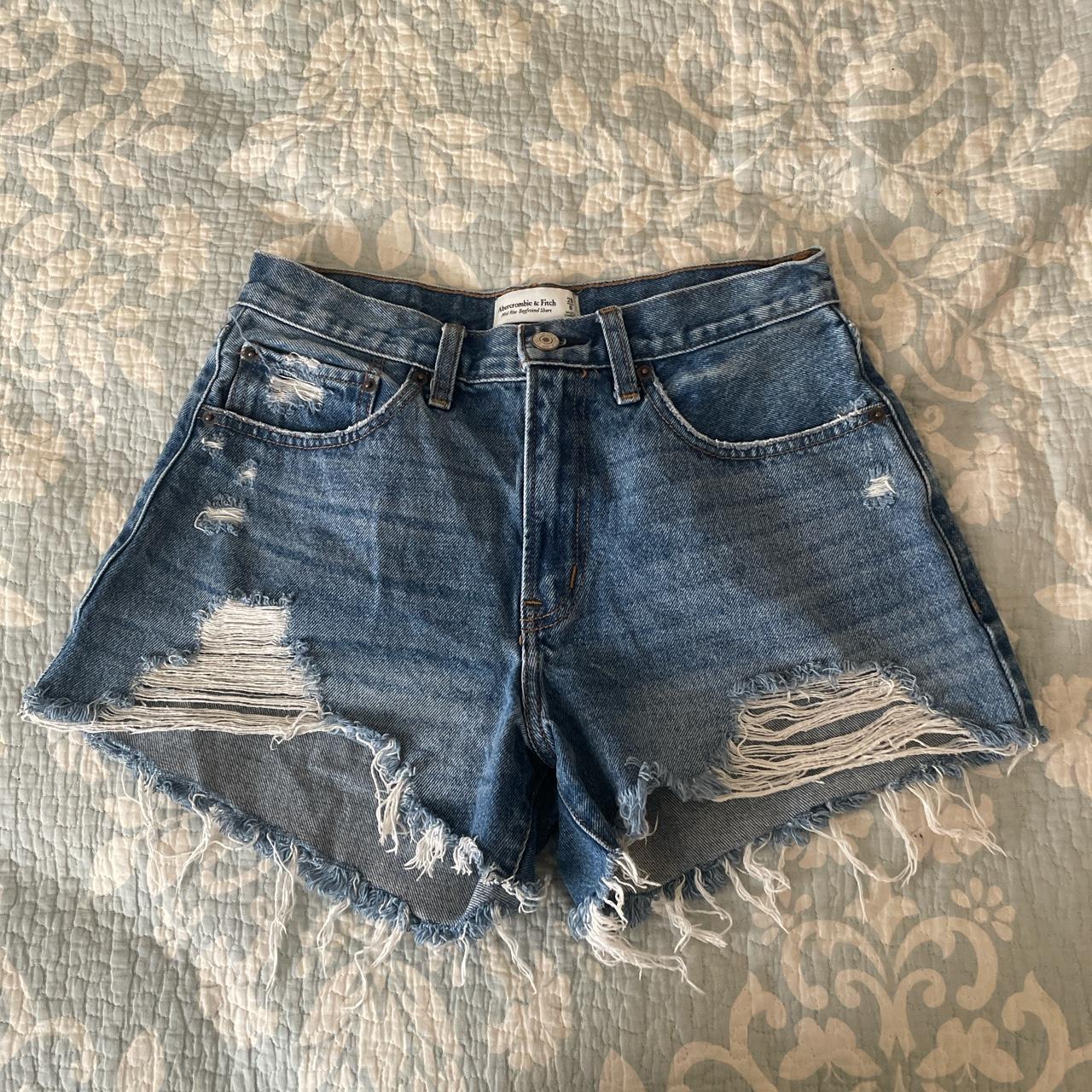 abercrombie & fitch shorts -worn once -excellent... - Depop