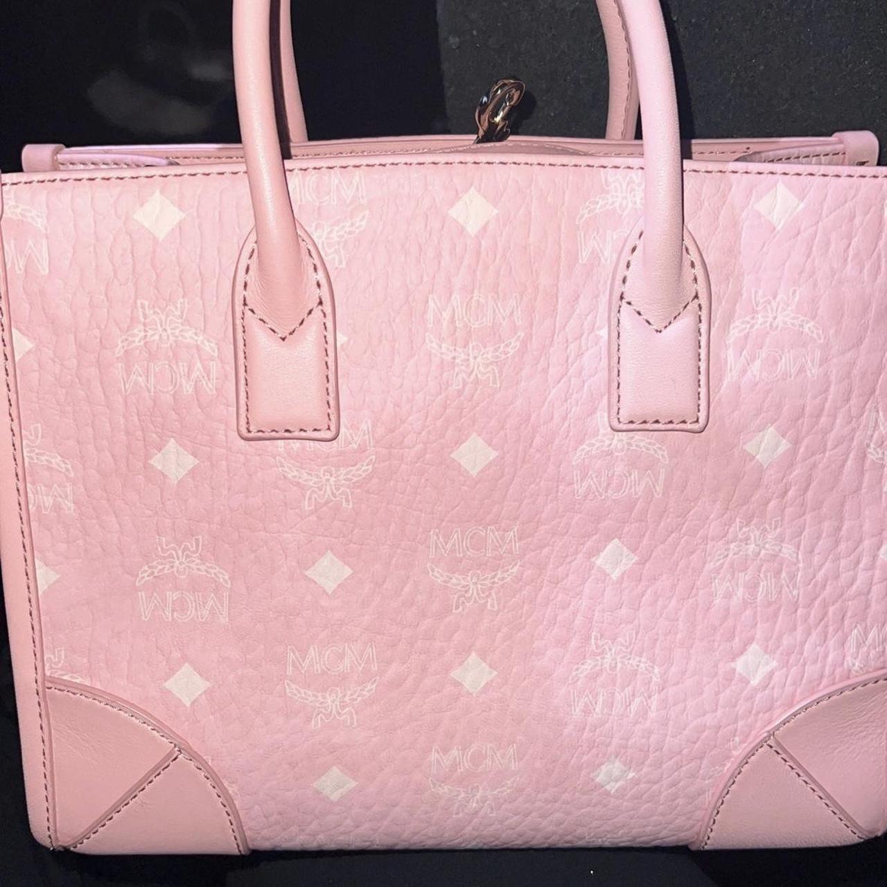 Pink mcm purse hotsell