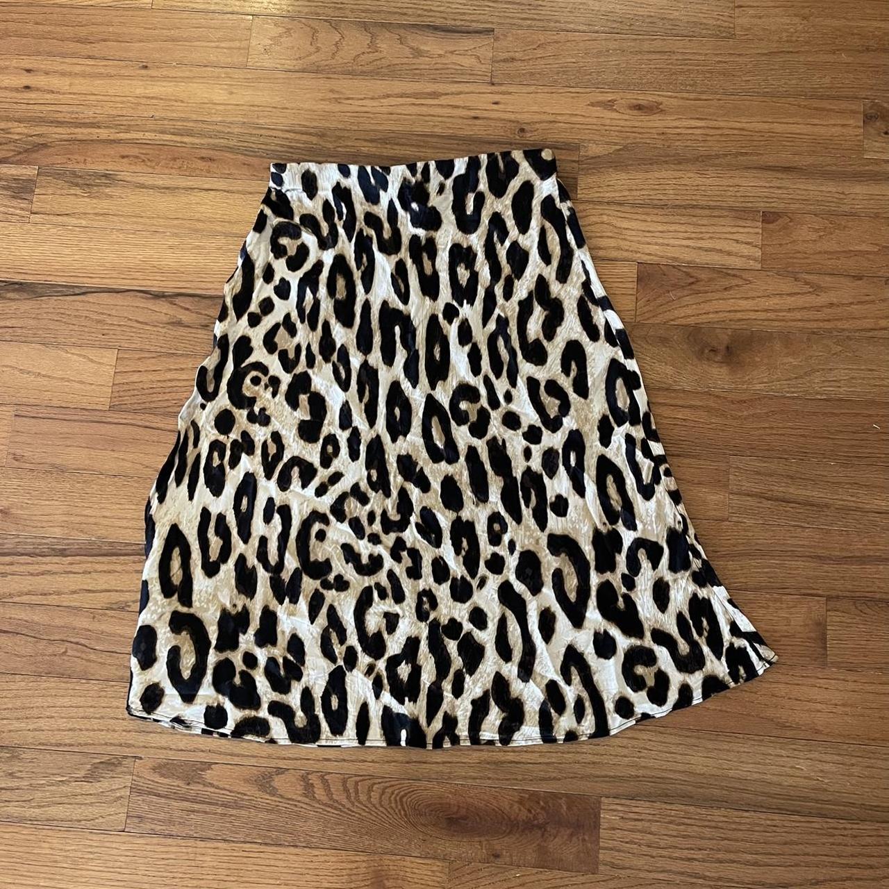 H&m leopard midi on sale skirt